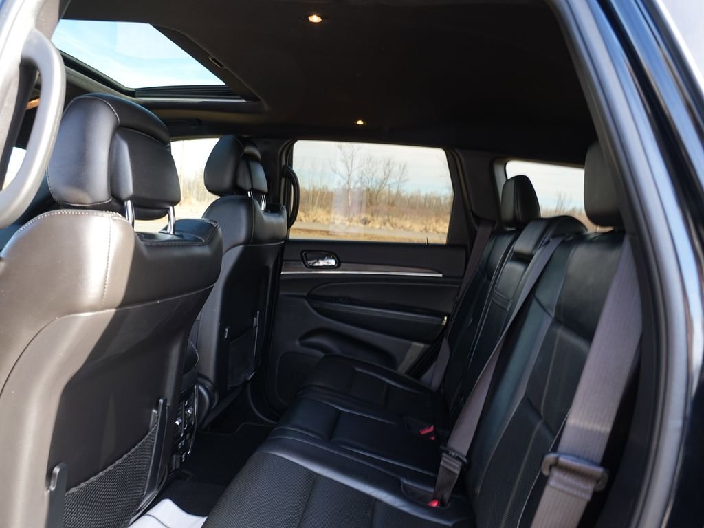 Used 2021 Black Jeep Limited image 18