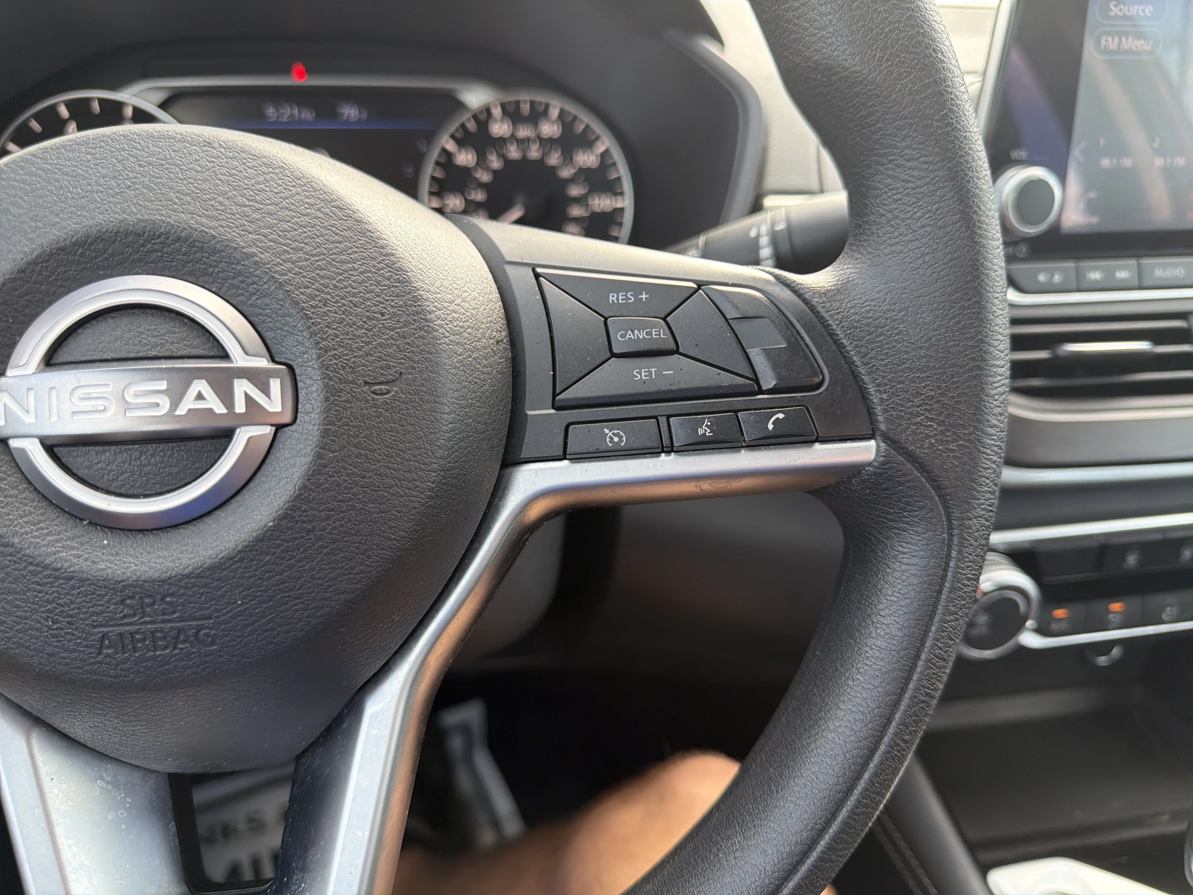 Used 2023 Garnet Pearl Metallic Nissan 2.5 SV image 19