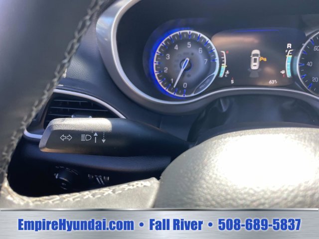 2025 Chrysler Pacifica Select - Photo 30