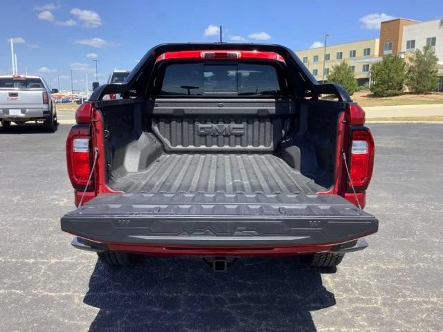2026 GMC Canyon AT4 - Photo 9
