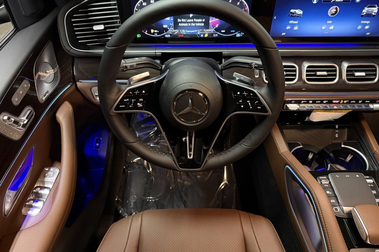 New 2026 Obsidian Black Metallic Mercedes-Benz GLS 450 4MATIC® SUV image 13