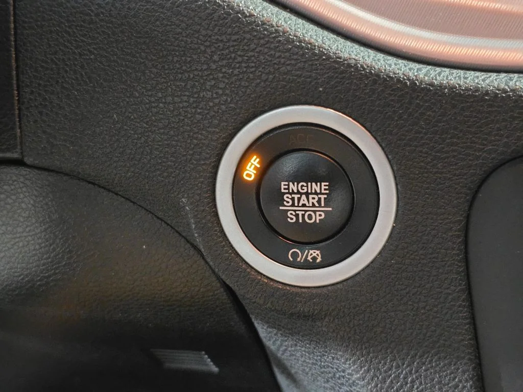 Used 2023 Gray Dodge SXT image 37