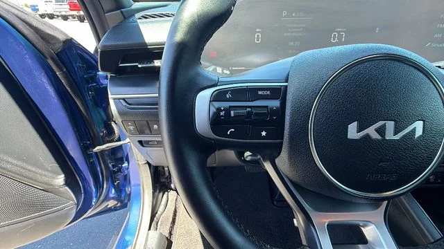Used 2025 Blue Kia GT-Line image 27