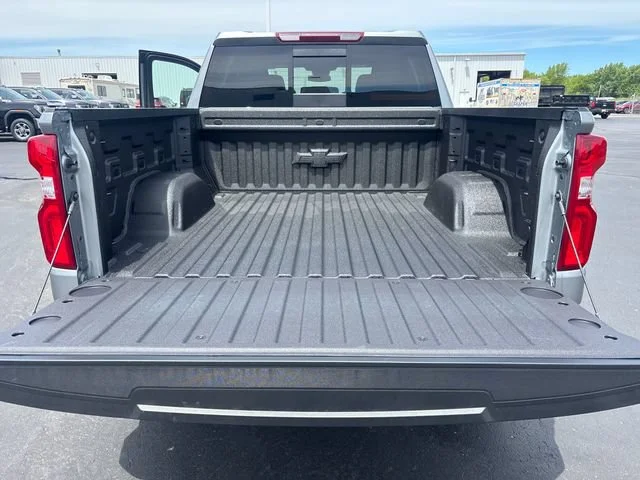 New 2026 Sterling Gray Metallic Chevrolet LT Trail Boss image 26