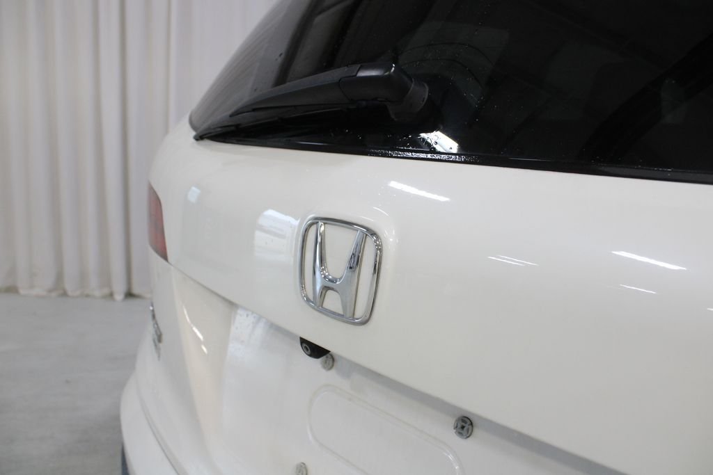 Used 2016 White Honda Elite image 34