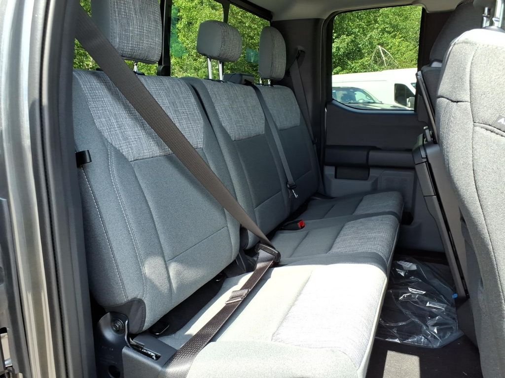 New 2026 Carbonized Gray Metallic Ford F-350® XLT image 13