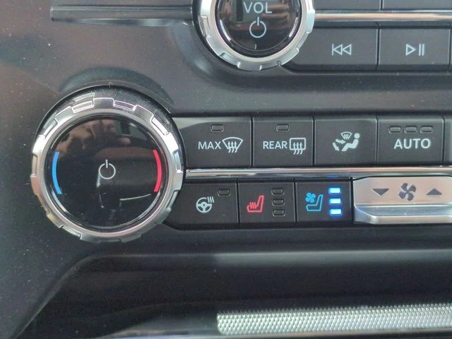 New 2026 Agate Black Metallic Ford King Ranch® image 16