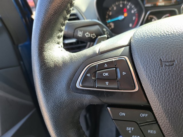 2017 Ford Escape TITANIUM SUV Slide 17