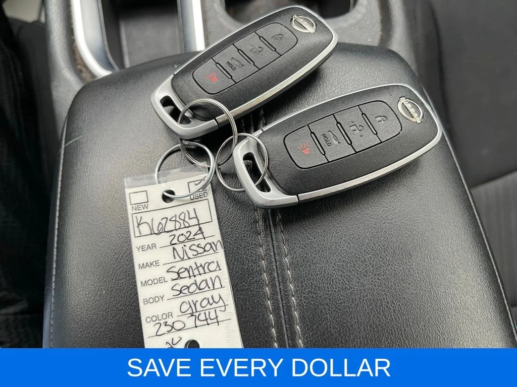 Used 2024 Gray Nissan SV image 24