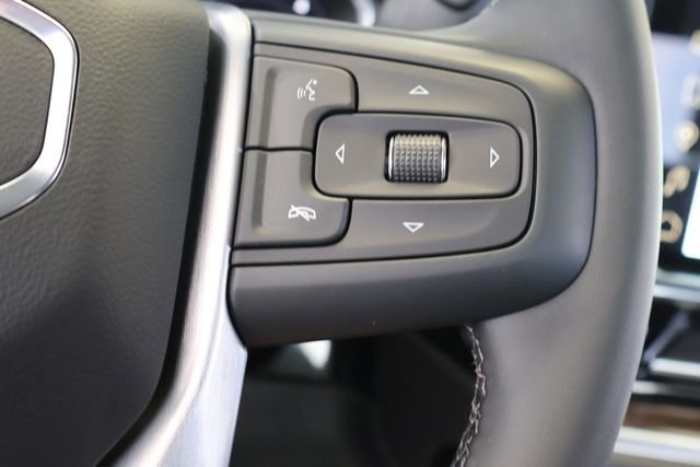New 2026 Onyx Black GMC Elevation image 23
