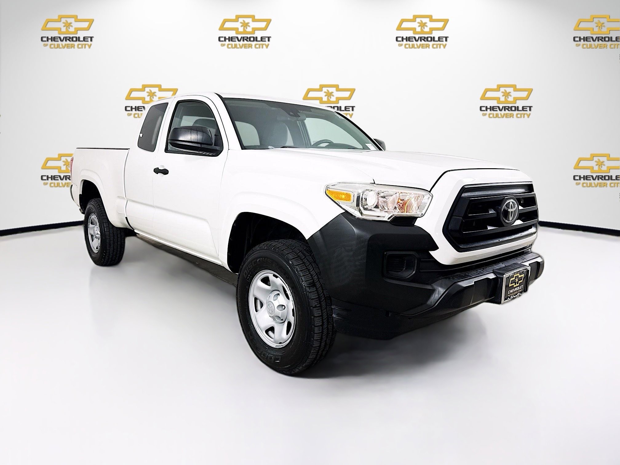 Used 2021  Toyota SR image 1