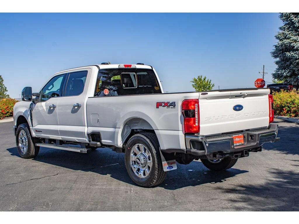New 2026 Star White Metallic Tri-Coat Ford LARIAT image 6
