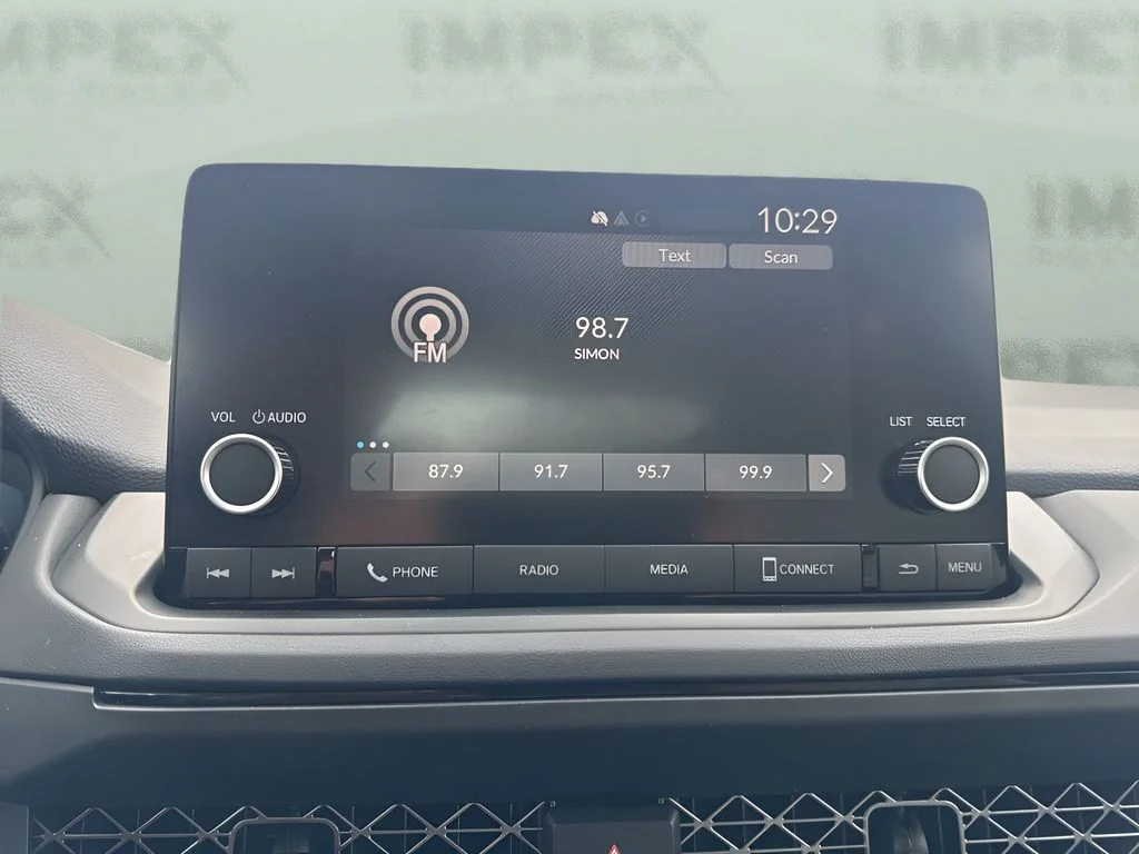 Used 2024 White Honda EX image 18