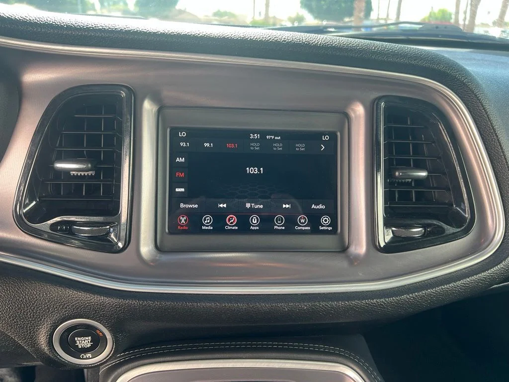 2019 Dodge Challenger SXT - Photo 13