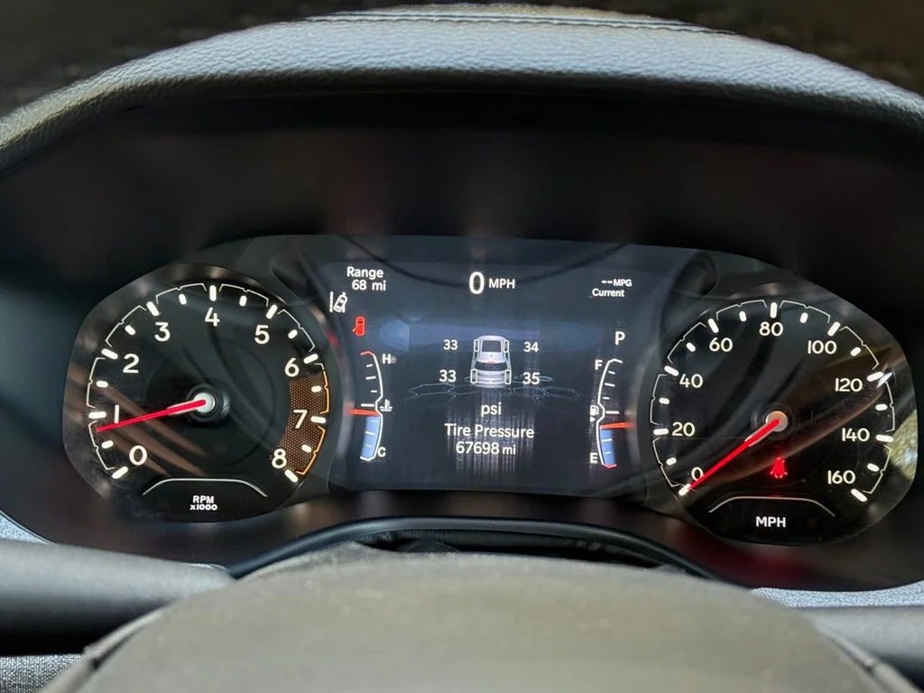 Used 2024 Black Jeep Latitude image 14