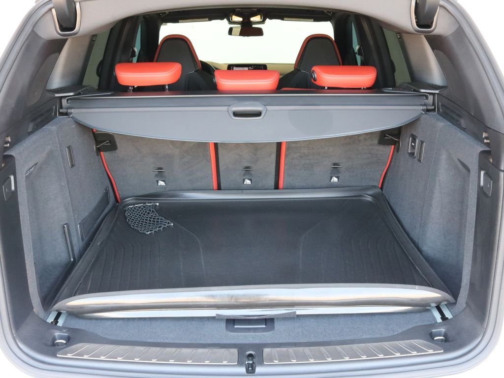 Used 2021 White BMW M image 18