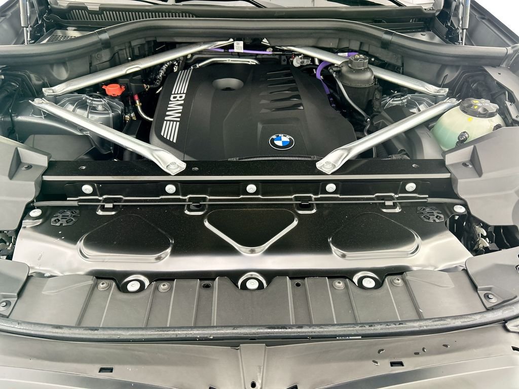 New 2026 Gray Metallic BMW sDrive40i image 28