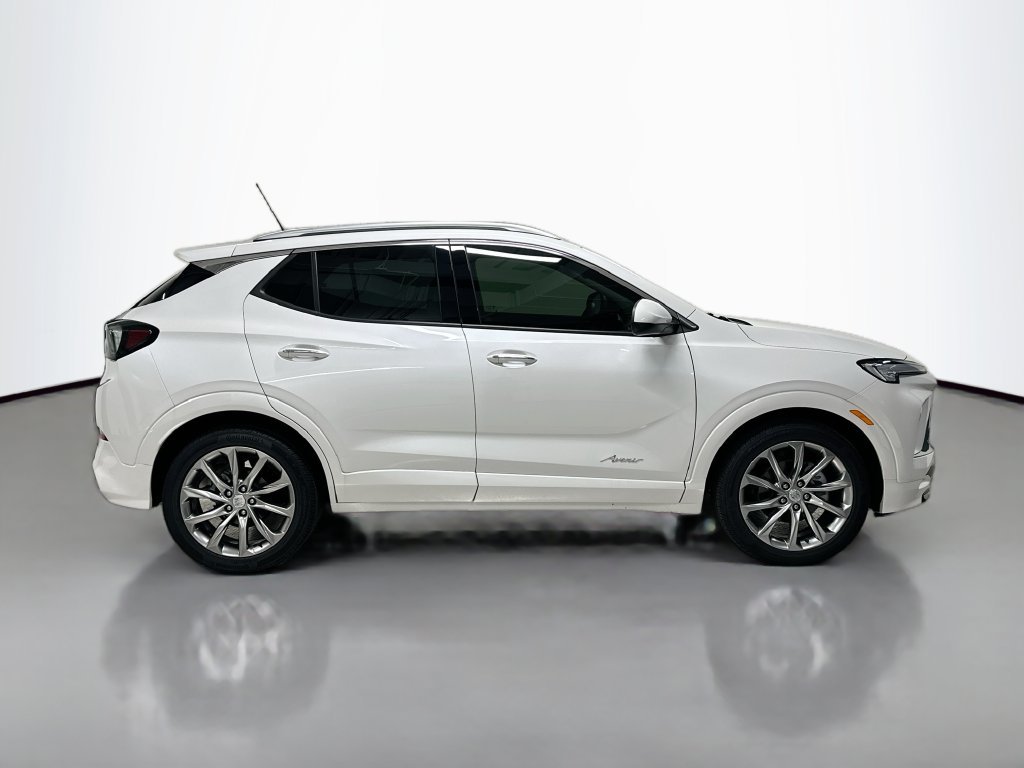 Used 2025 White Frost Buick Avenir image 8
