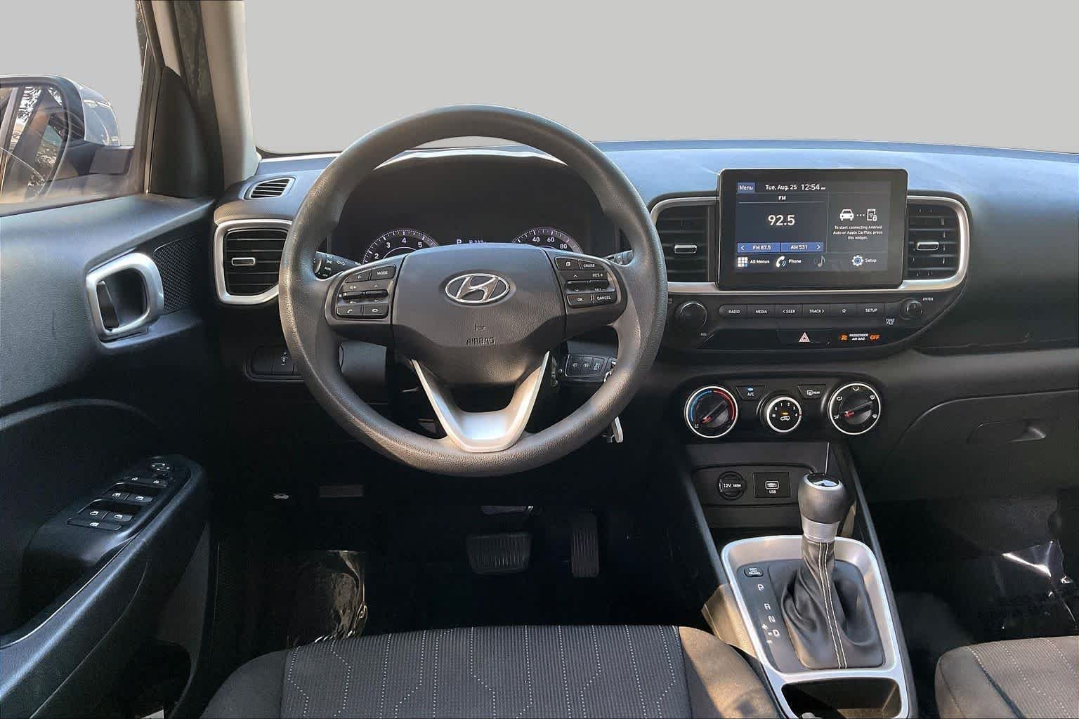 Pre-Owned 2021 Hyundai Venue SE