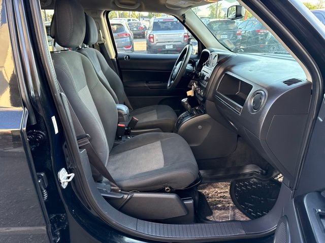 Used 2015 Black Jeep Sport image 13