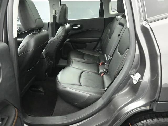 Used 2020 Granite Crystal Clearcoat Metallic Jeep Limited image 21