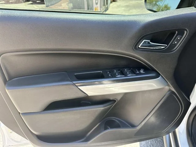 Used 2018 White Chevrolet ZR2 image 20