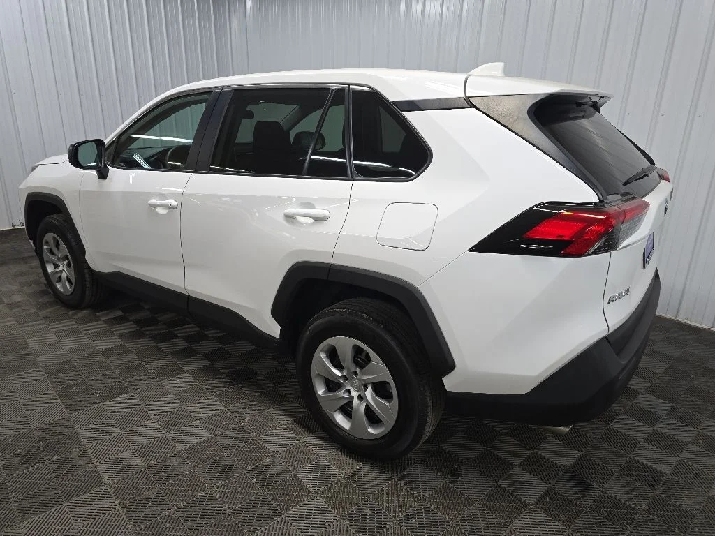 Used 2023 White Toyota LE image 9