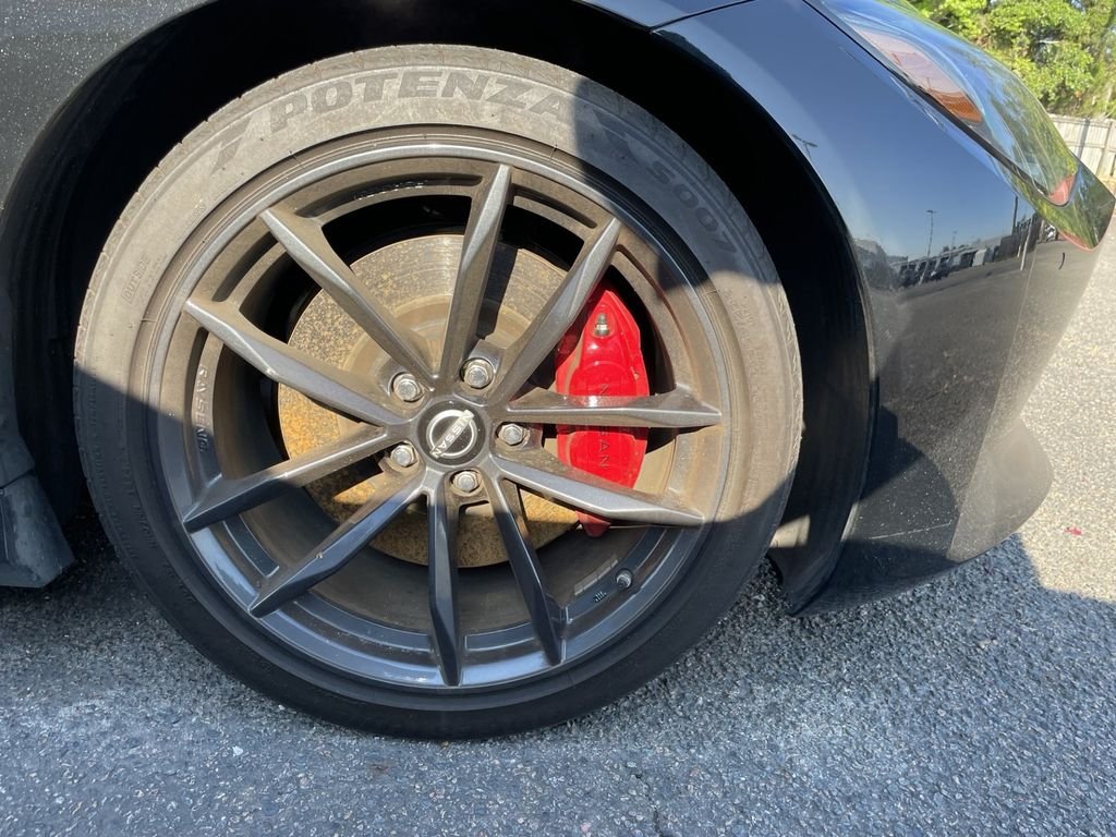 Used 2024 Black Nissan Performance image 12
