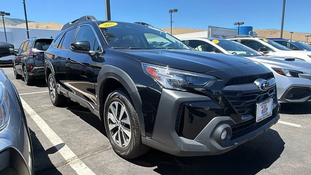 2025 Subaru Outback Premium