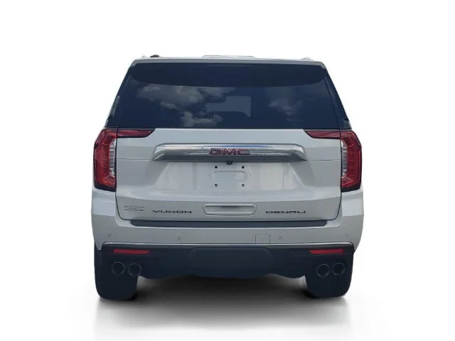 Used 2021 WHITE FROST TRICOAT GMC Denali image 6