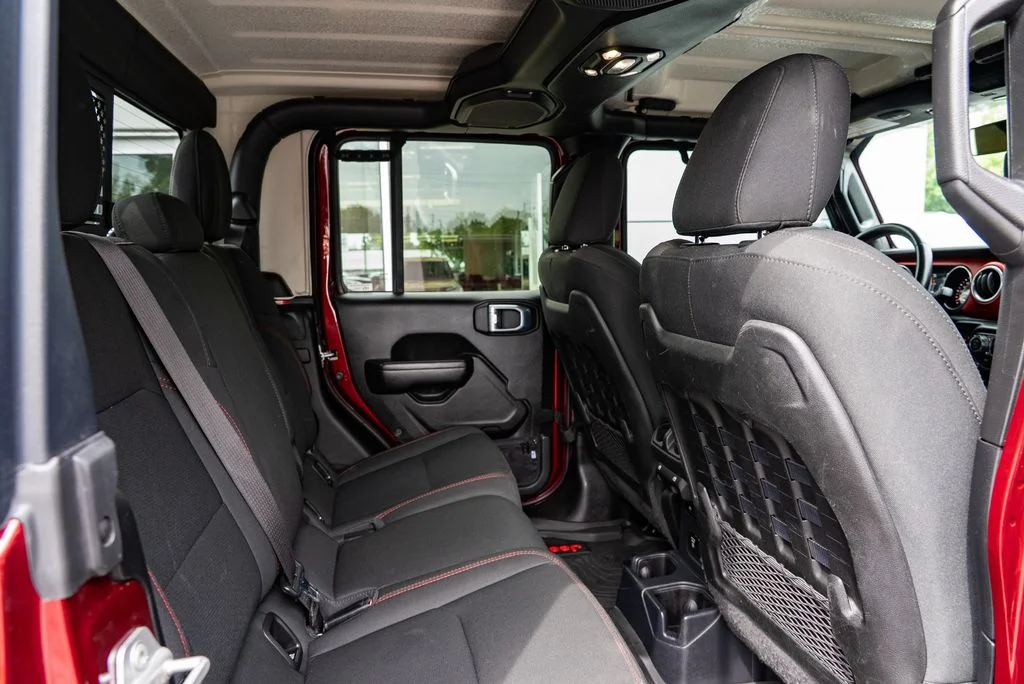Used 2021 Red Jeep Rubicon image 27