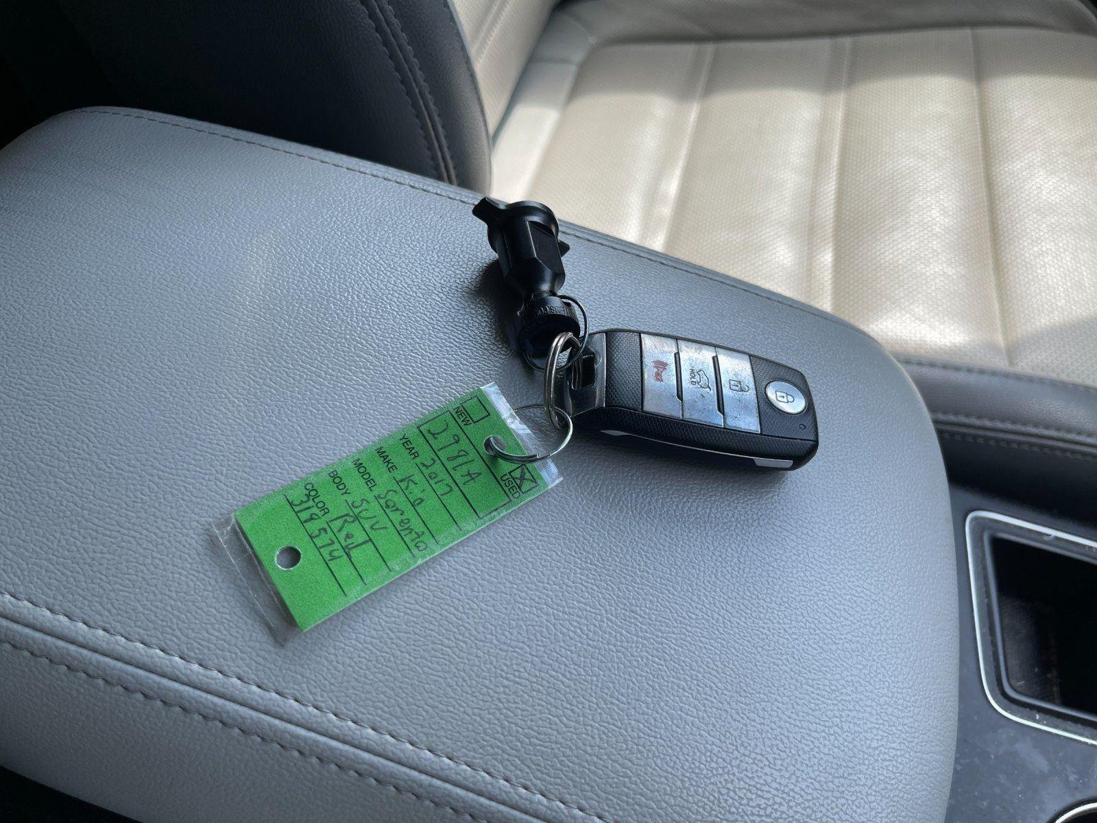 Used 2017 Sangria Kia SX V6 image 40