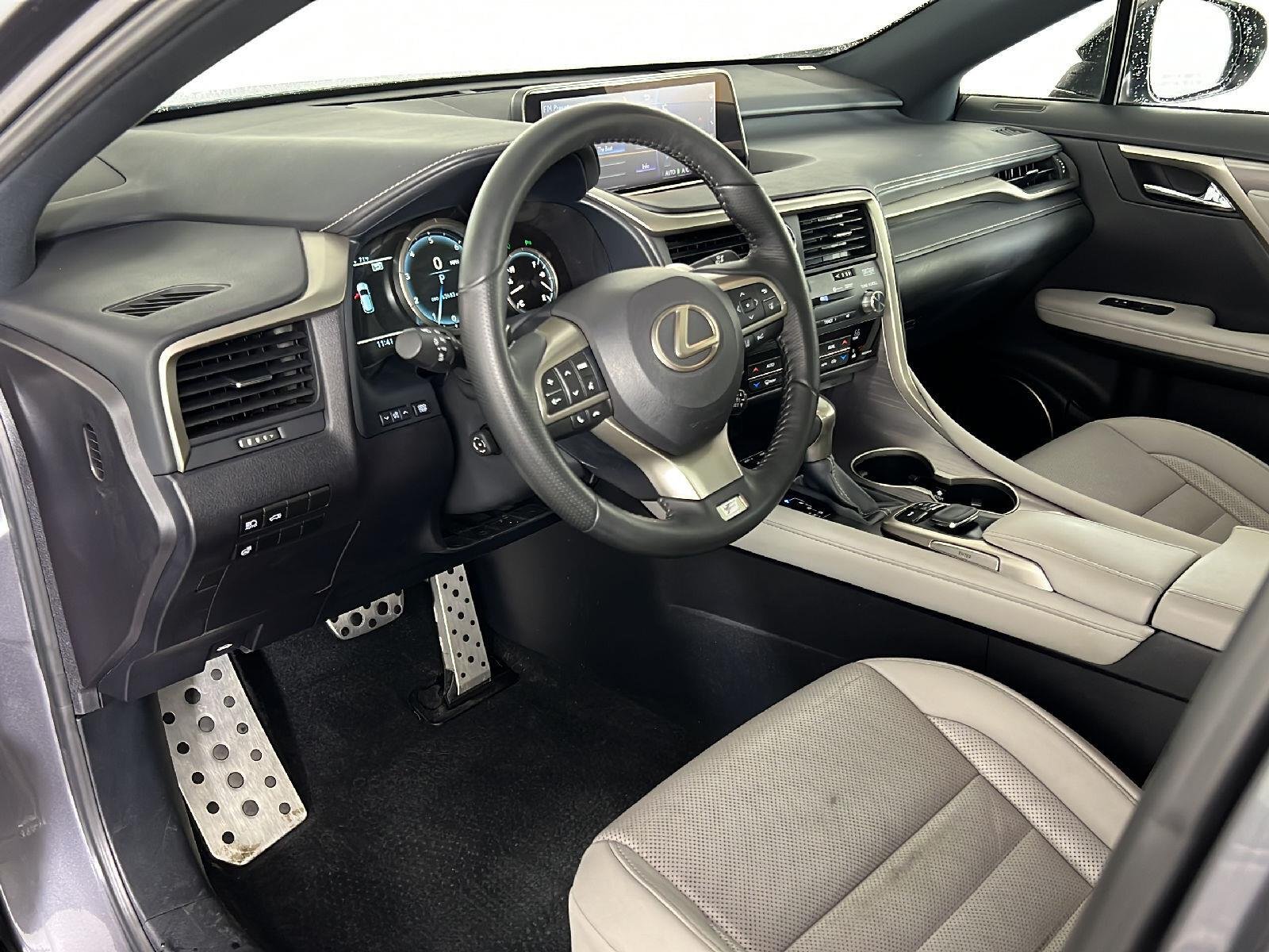 Used 2019 Gy Lexus  image 2