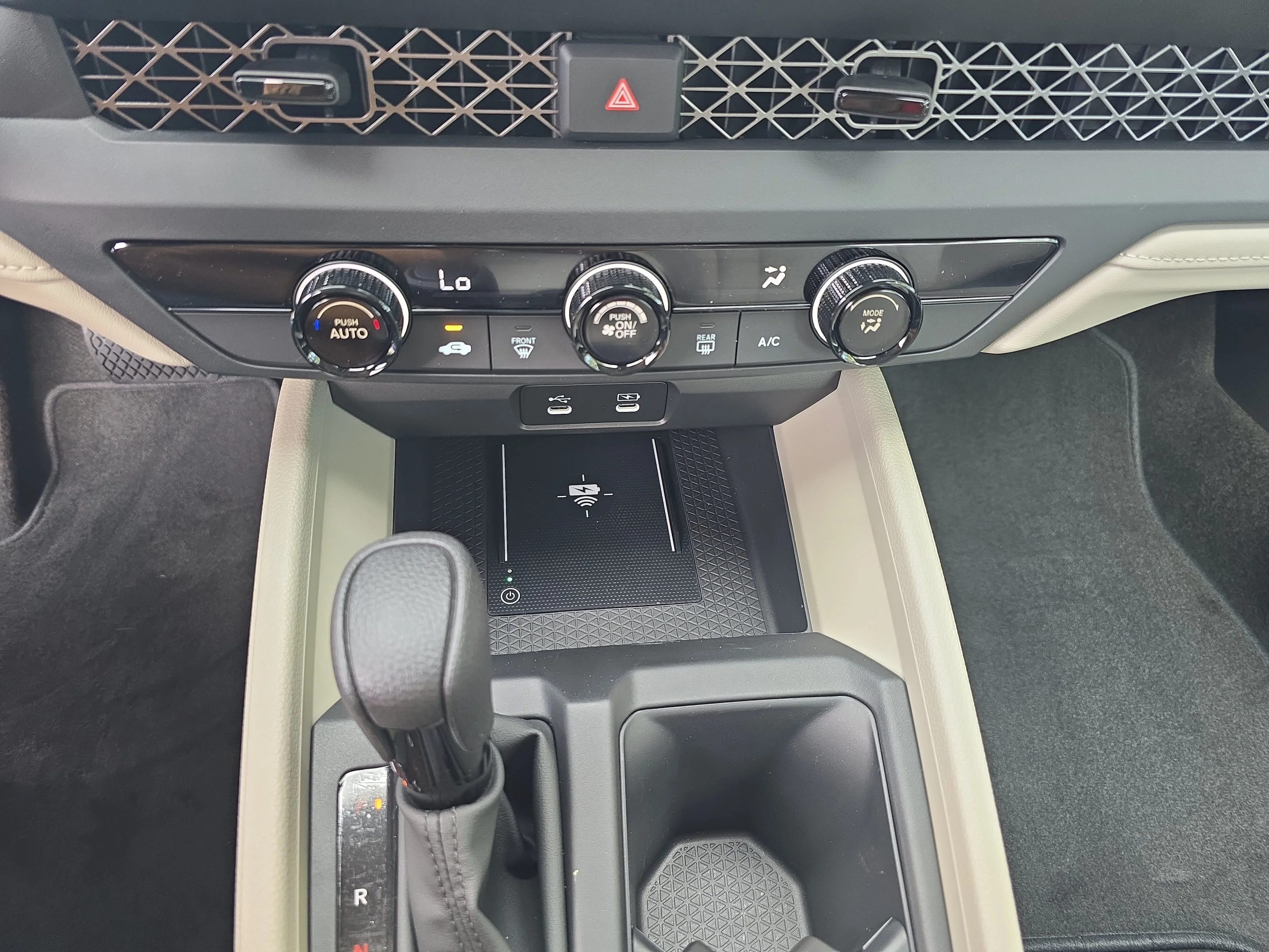 New 2026 Platinum White Pearl Honda LX image 23
