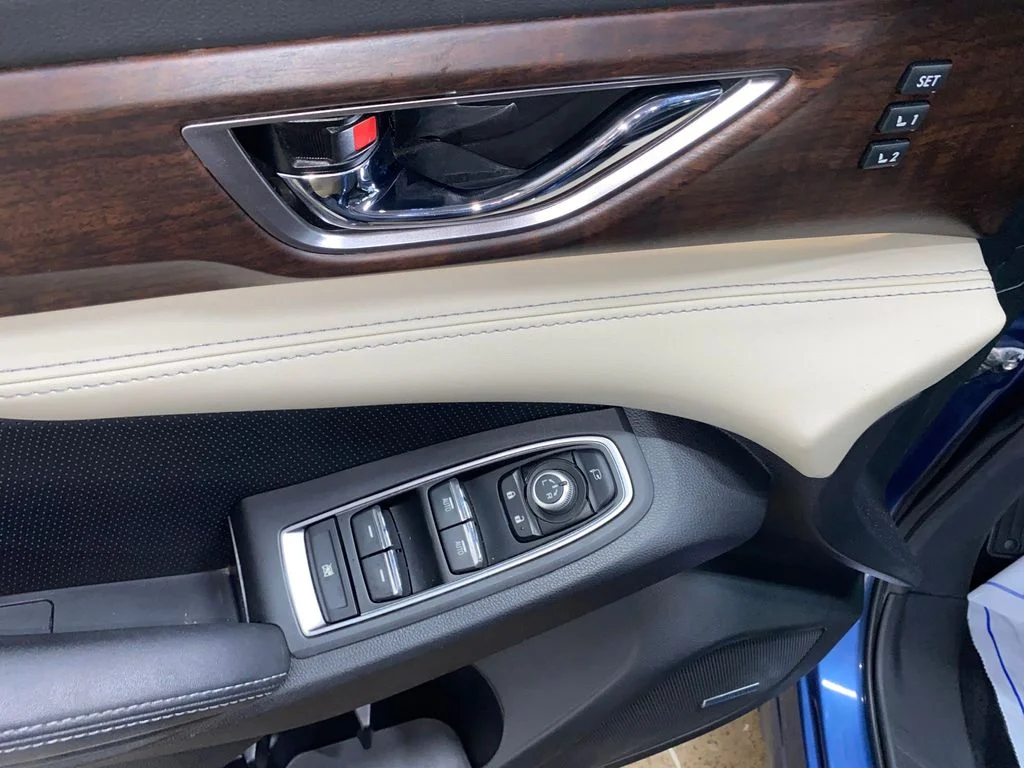 Used 2022 Blue Subaru Touring image 10