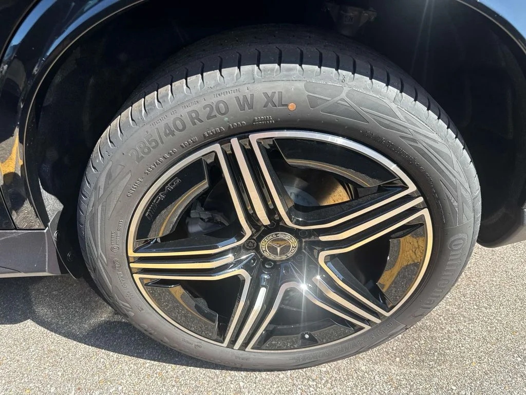 Certified Used 2026 Black Mercedes-Benz GLC 300 image 3