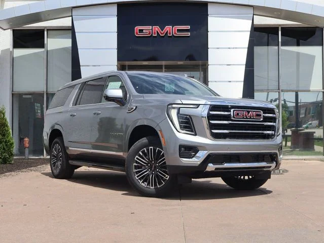 2026 GMC Yukon 4WD Elevation's photo
