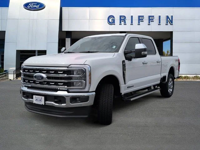 New 2026 Star White Metallic Tri-Coat Ford F-250® Lariat® image 11