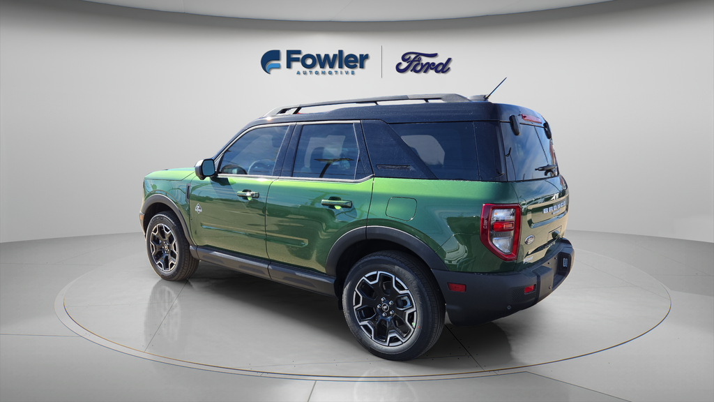 New 2025 Eruption Green Metallic Ford Outer Banks® image 5