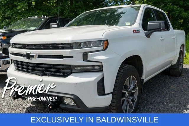 Used 2021 White Chevrolet RST image 1