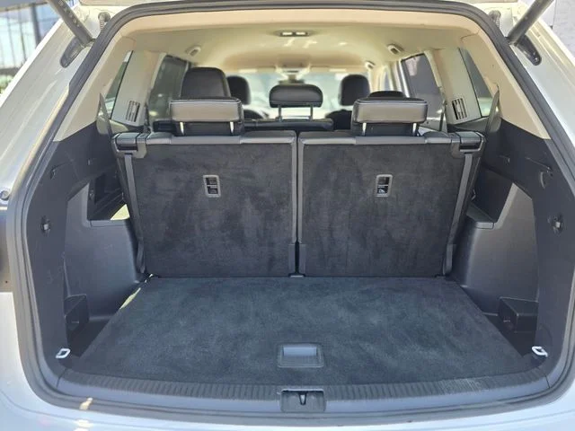 Used 2024  Volkswagen 2.0T SE w/Technology image 12