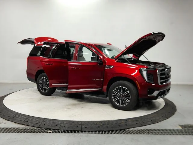 Used 2025 Volcanic Red Tintcoat GMC Elevation image 10
