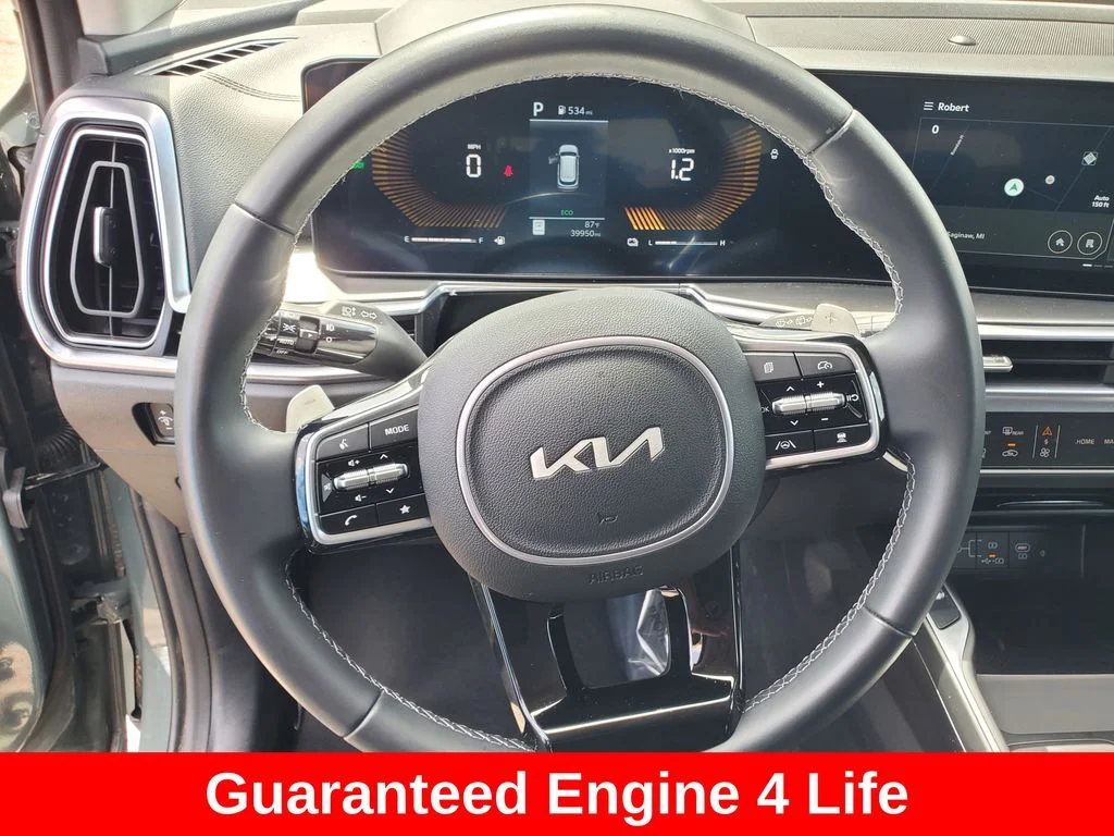 Used 2025 Green Kia EX image 12