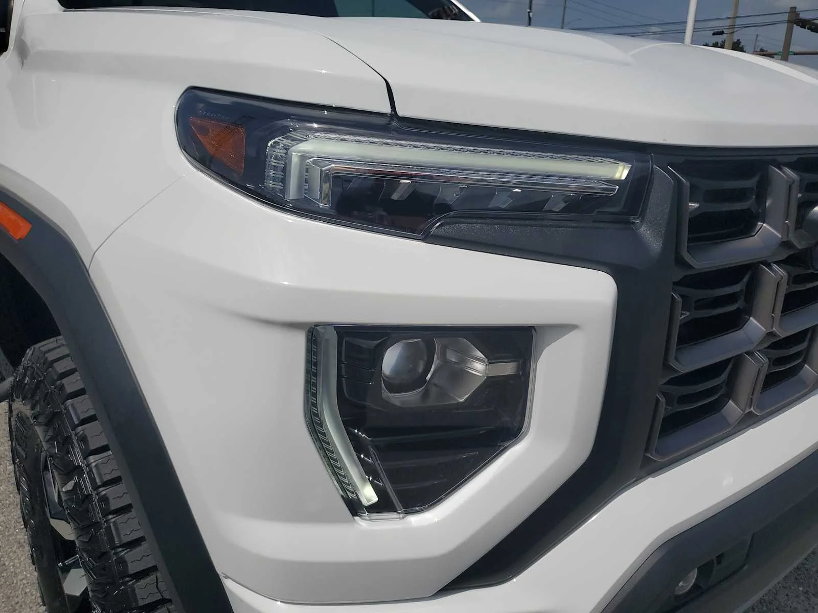 New 2026 Summit White GMC AT4X image 11