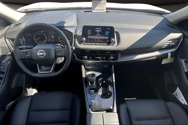 New 2026 White Nissan SV image 5