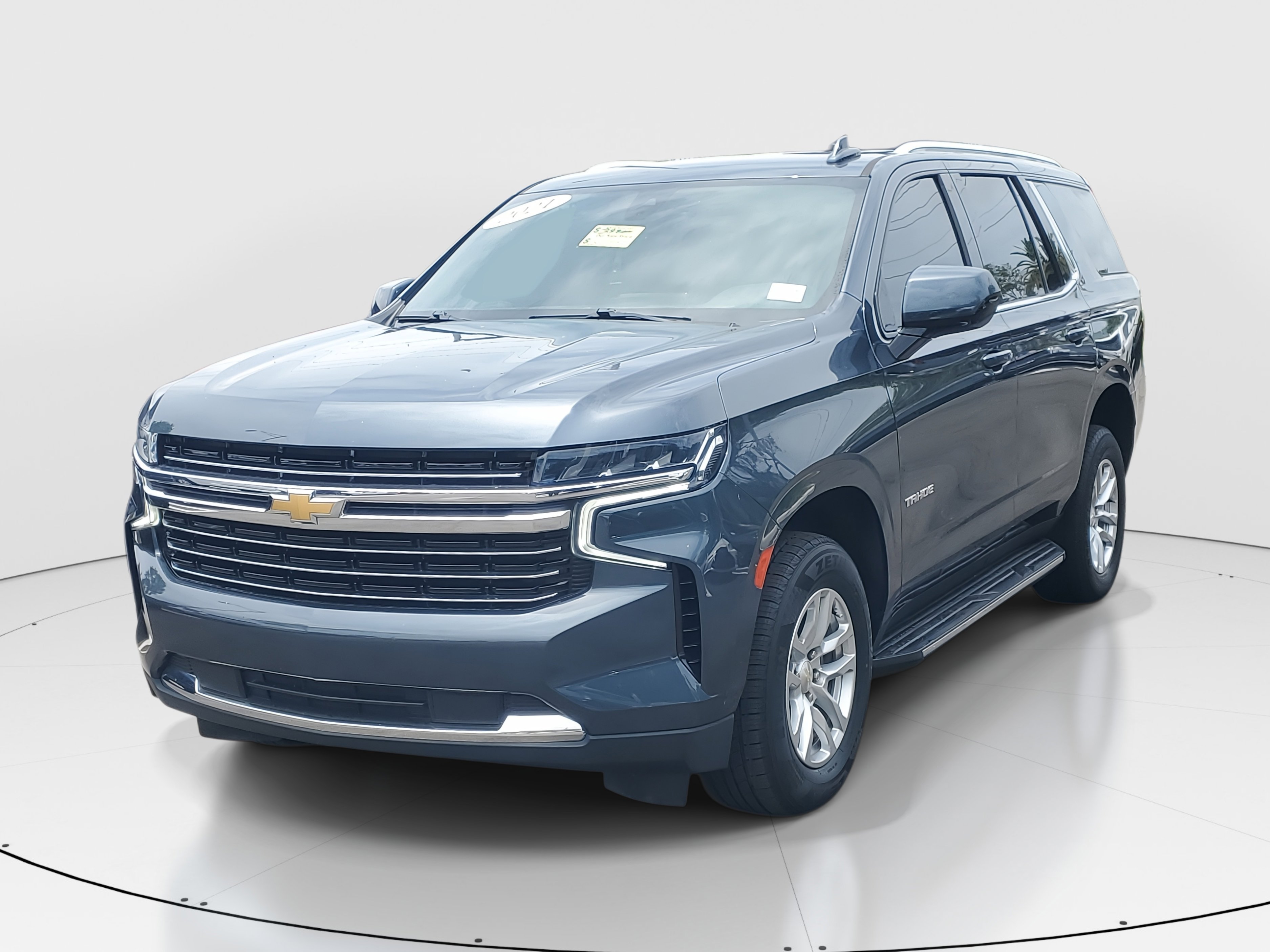 Used 2021 Shadow Gray Metallic Chevrolet LT image 4