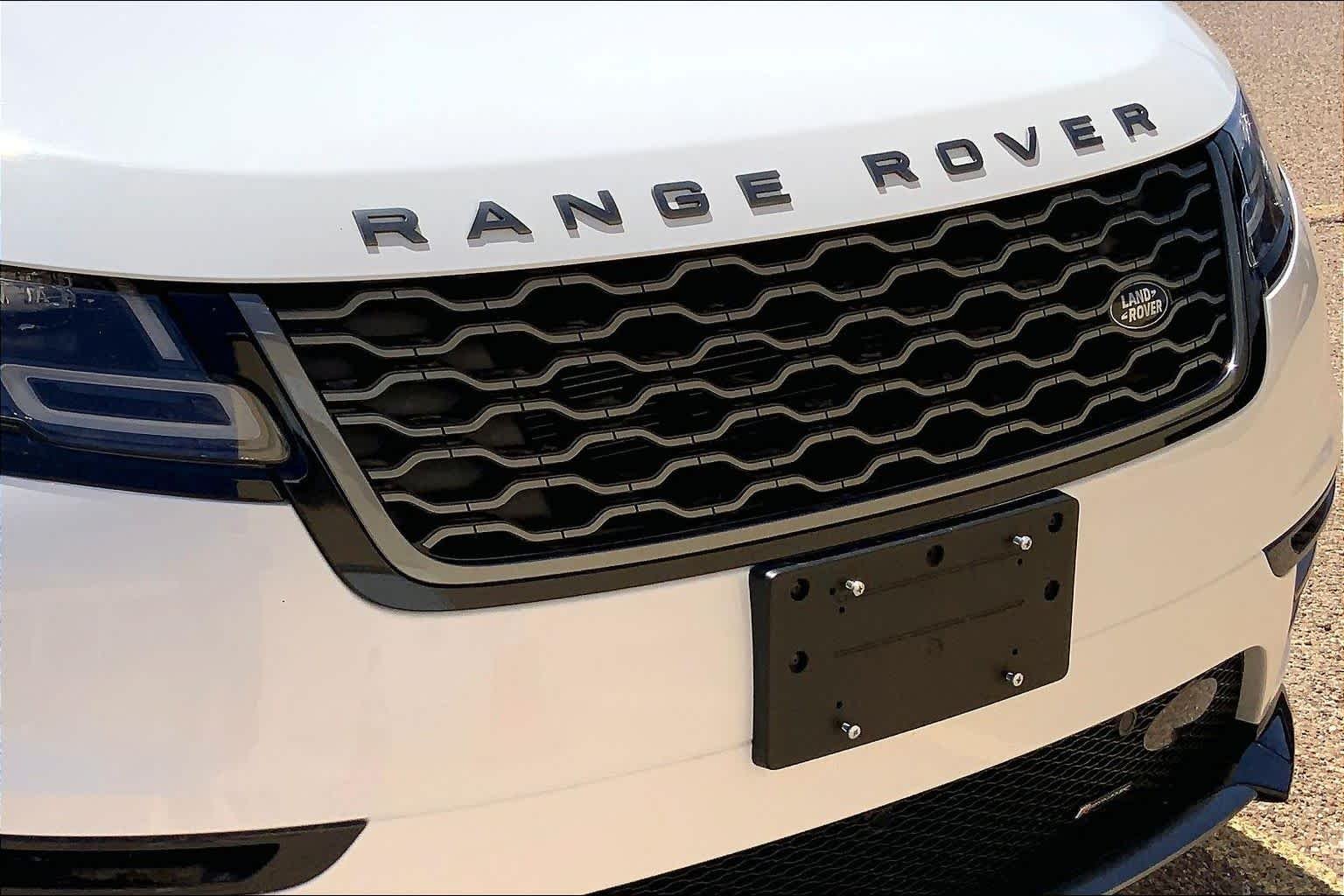 Used 2023 Fuji White Land Rover R-Dynamic S image 58