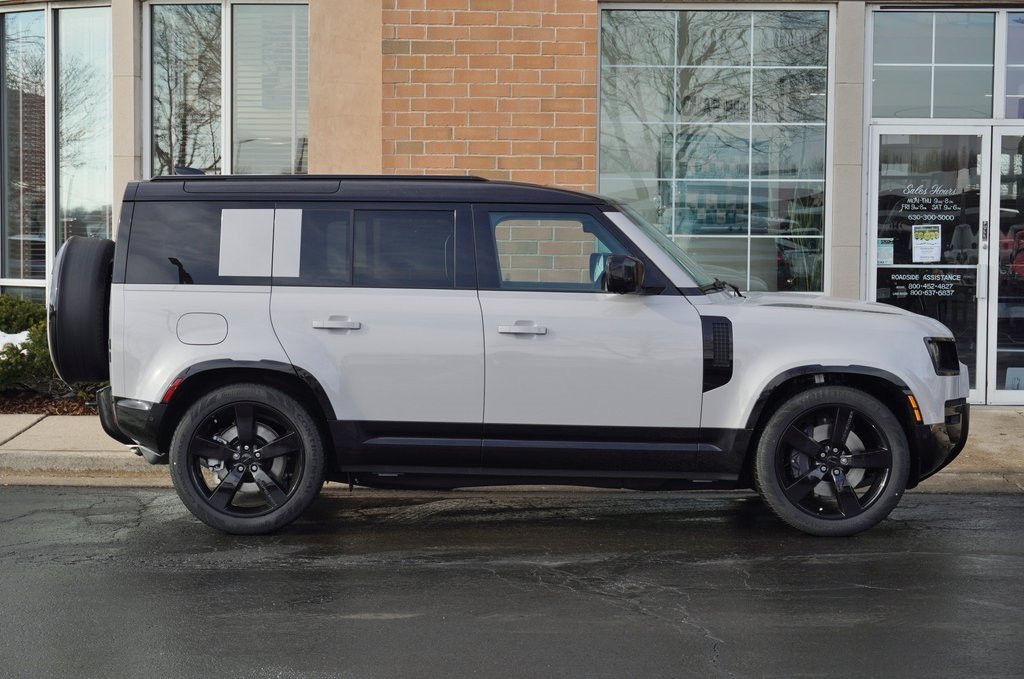 2026 LAND ROVER DEFENDER - Image 7