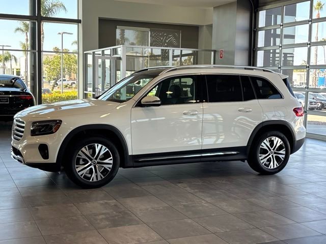 New 2026 Polar White Mercedes-Benz GLB 250 image 42
