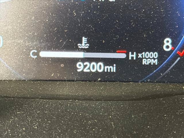 Certified Used 2025 WIND CHILL PEARL Toyota  image 29